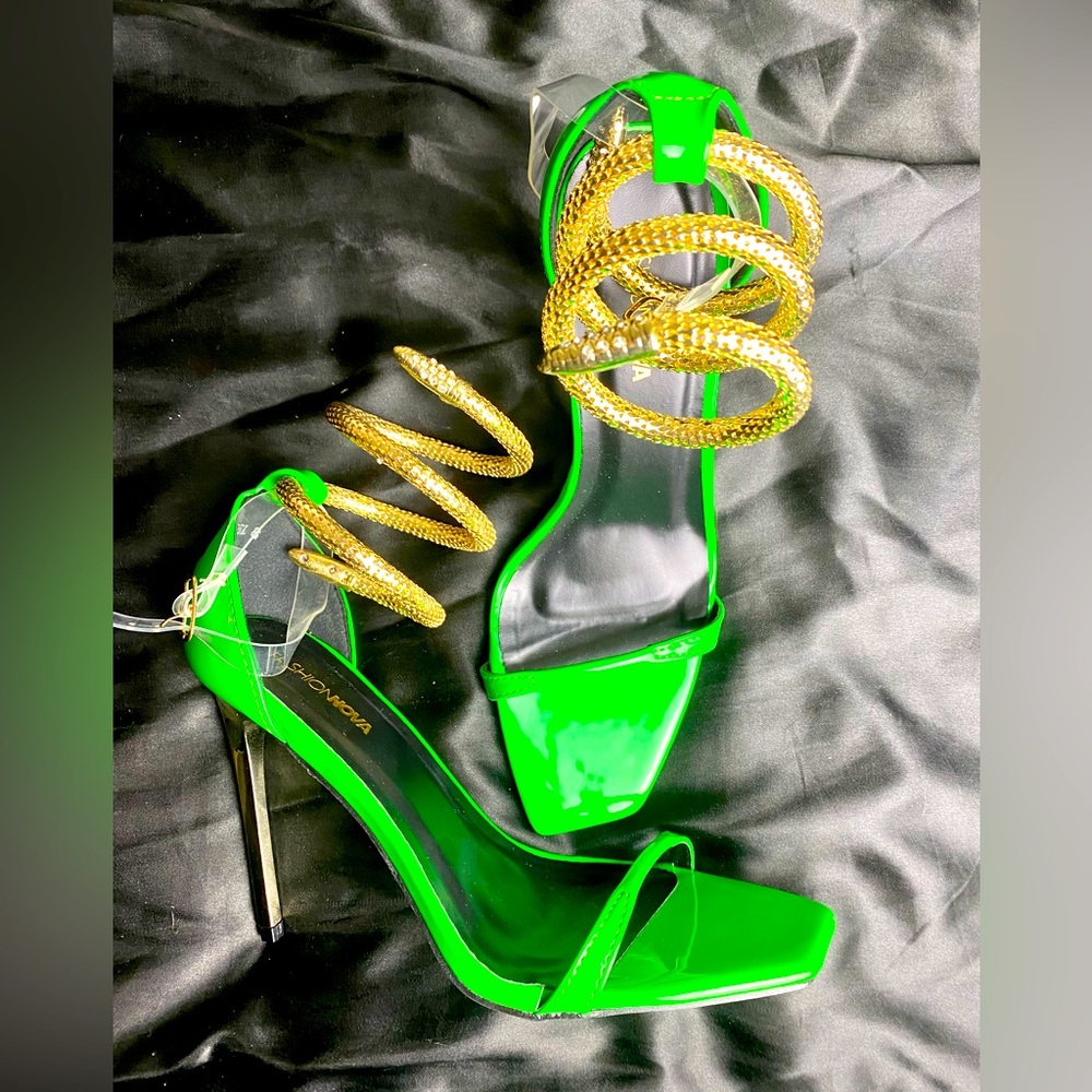 Fashion Nova Neon Green and Good Heels